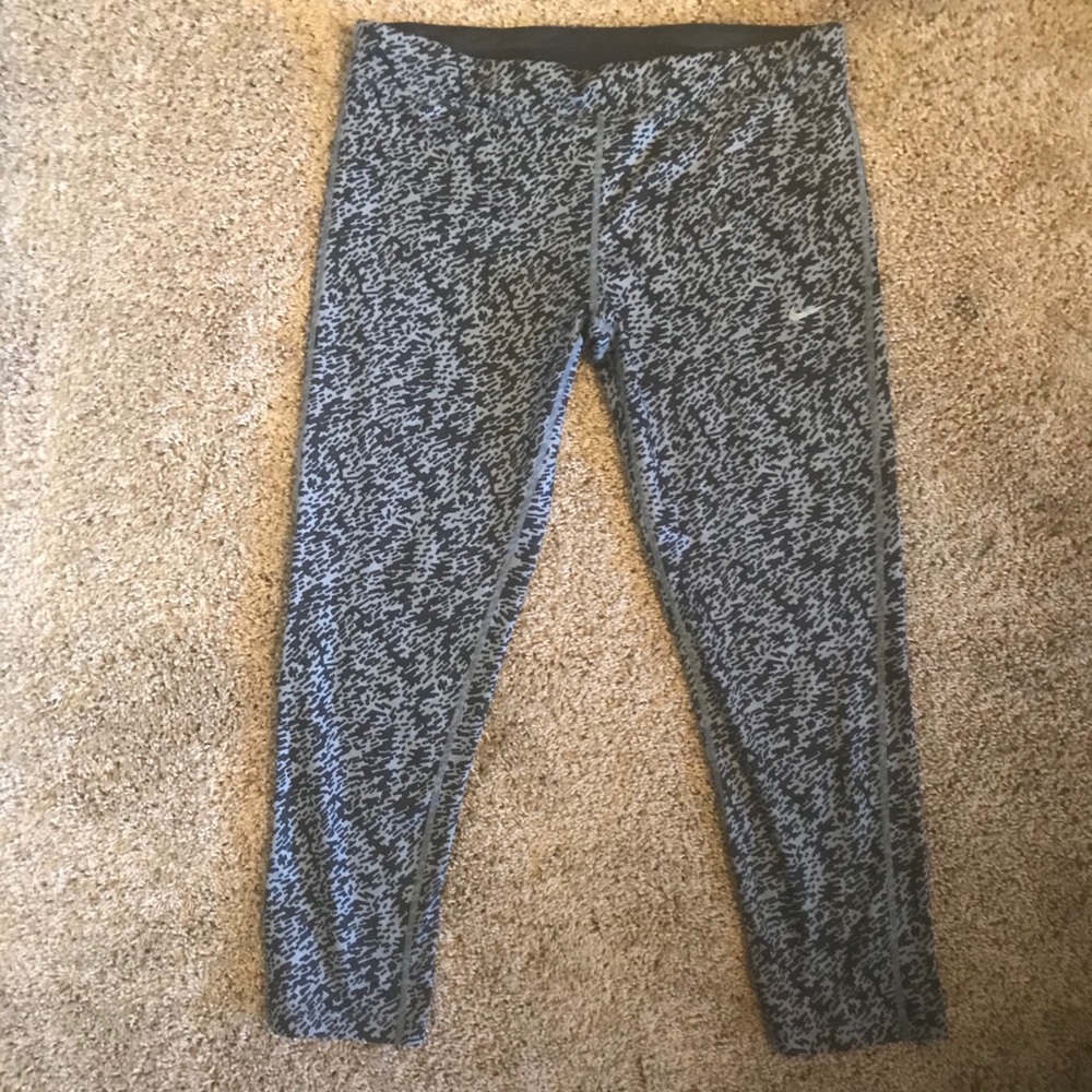 Nike women’s pants